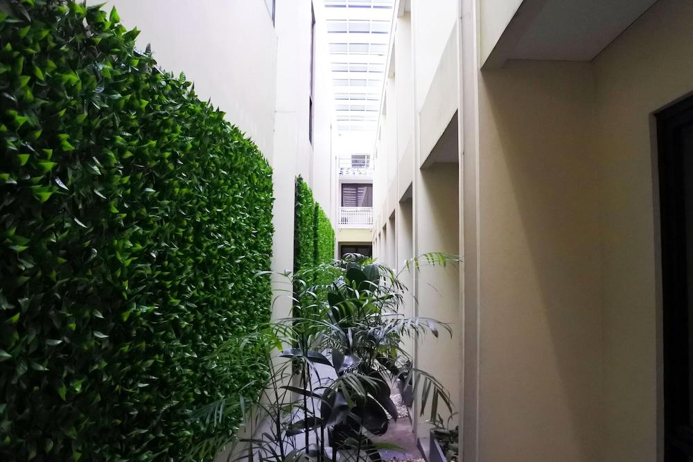 Sofyan Hotel Soepomo Dżakarta Zewnętrze zdjęcie