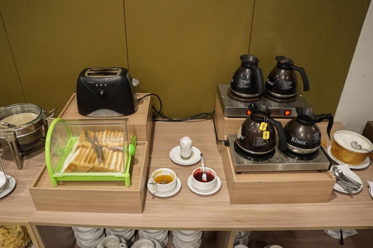 Sofyan Hotel Soepomo Dżakarta Zewnętrze zdjęcie